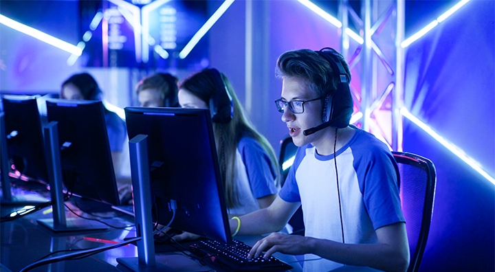 人力资源公司PA真人国际国际专注文娱及消费品领域的顾问指出如今二次元经济已不是小众经济